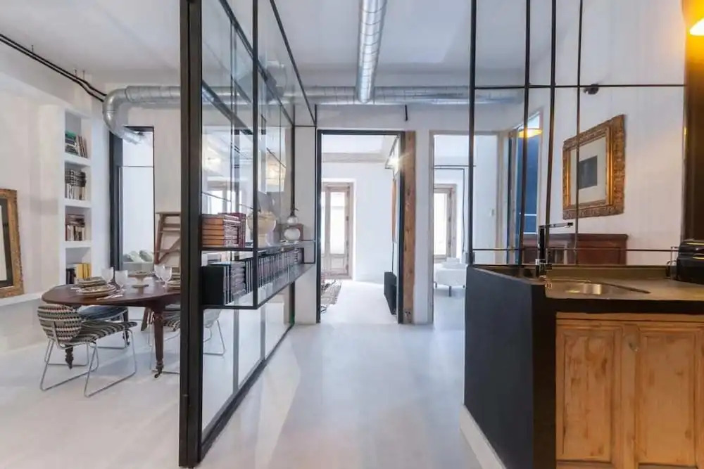 Stunning One Bedroom Apartment in the Heart of Madrid