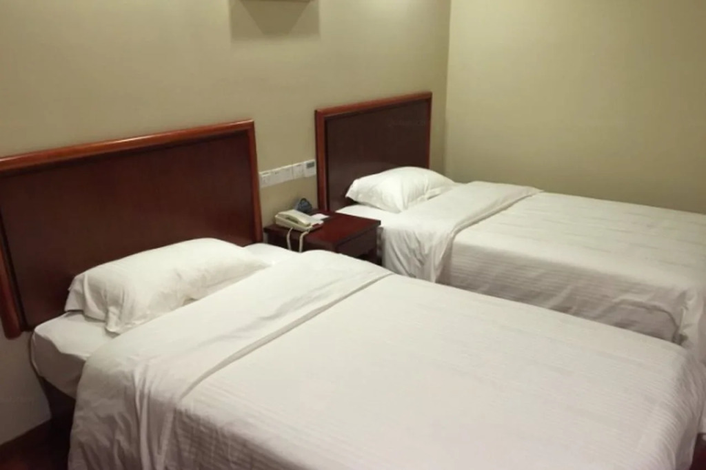 GreenTree Inn Wuxi New District Shengang World Express Hotel