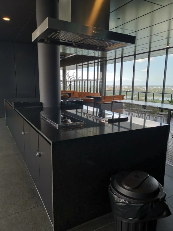 Wentworth Point Oversized balcony view apartment