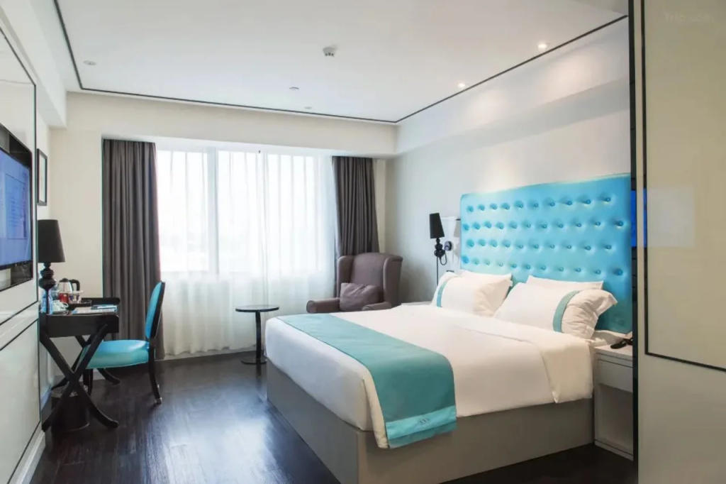 XANA LITE Hotel Shixi Metro Station