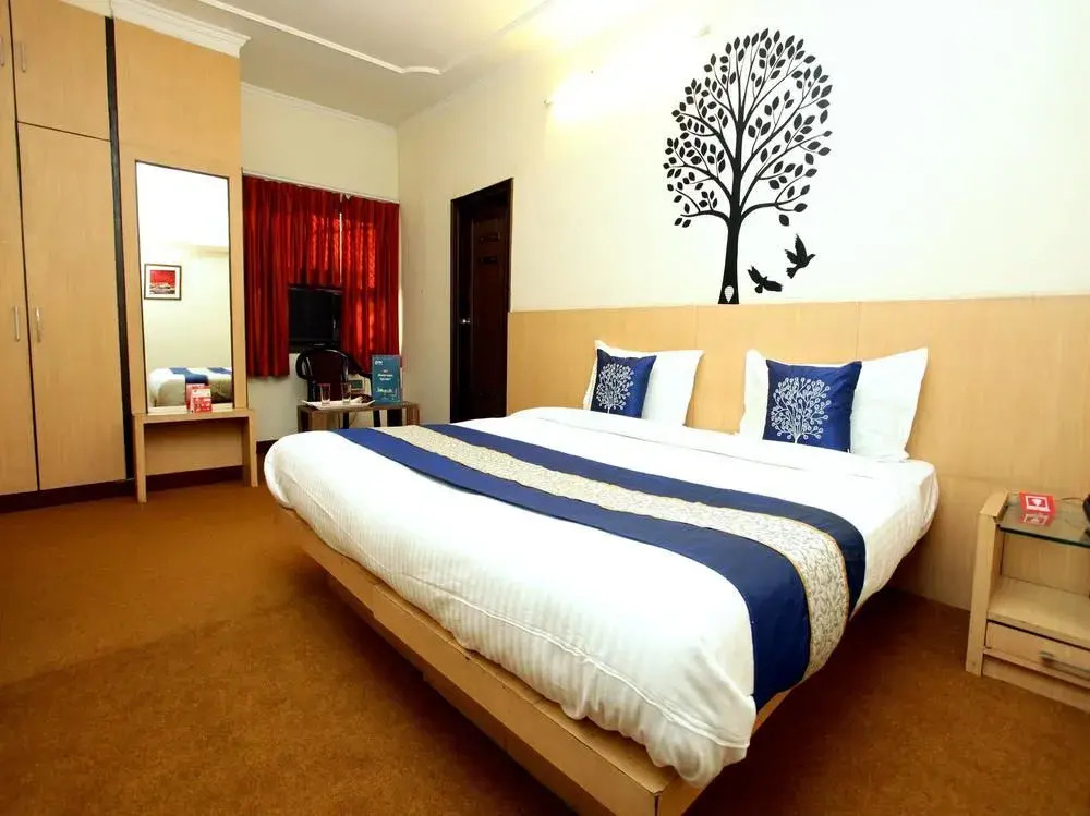 OYO 2289 Hotel Radha Palace