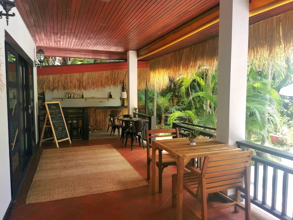 Jade cottages
