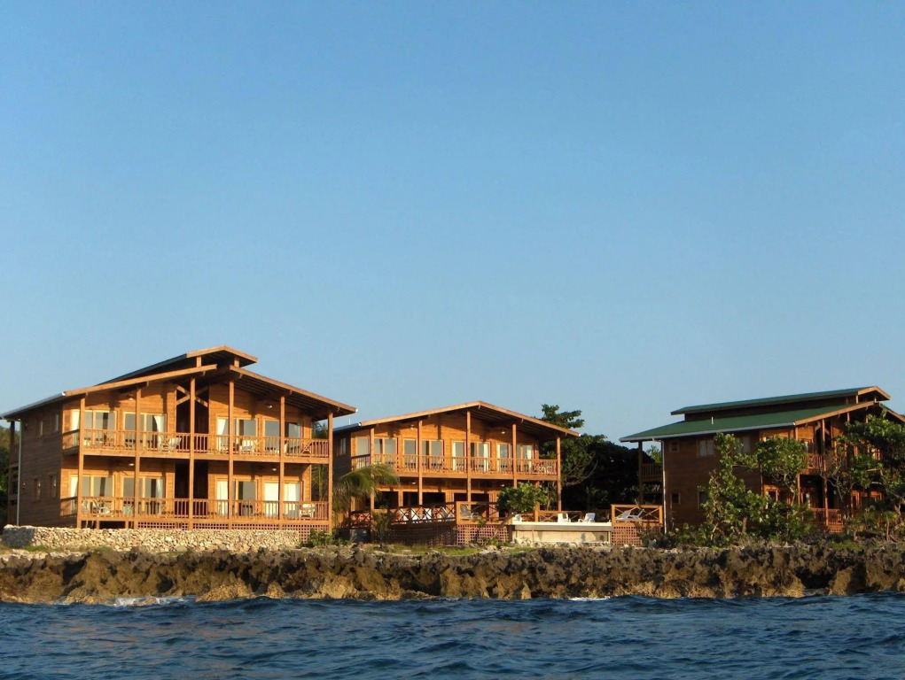 Cocolobo Resort