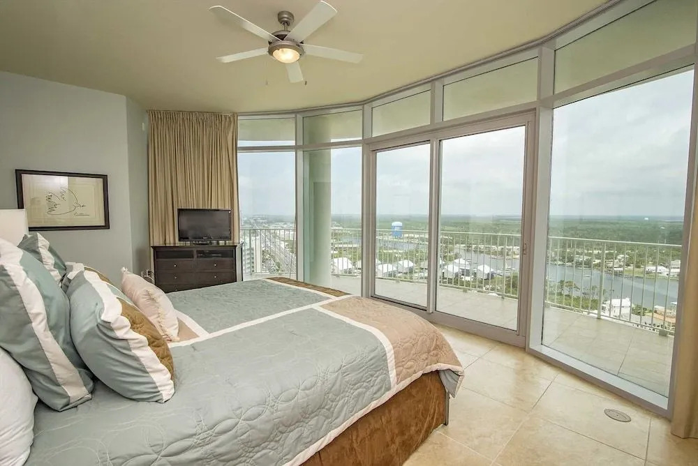 Turquoise Place 1909d 4 Bedrooms 4.5 Bathrooms Condo