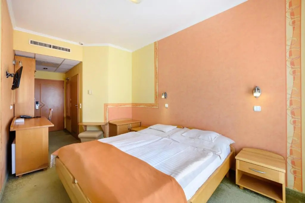 Hotel Négy Évszak