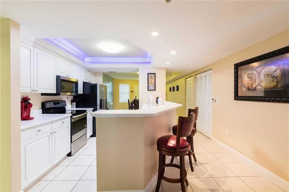 Towers Grande 402 - Two Bedroom Condo