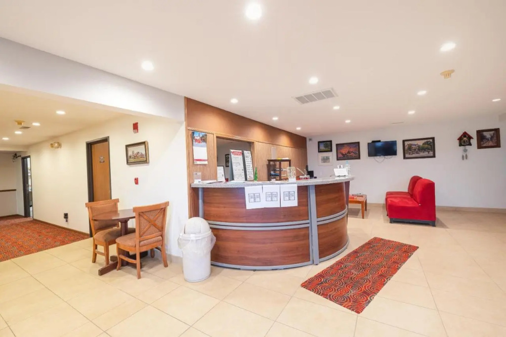 Harlan Inn and Suites By OYO Harlan
