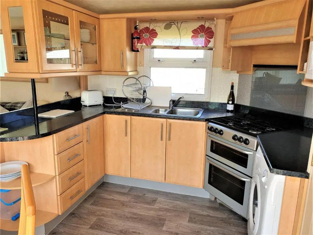 Caravan North Wales - Lyons Robin Hood Holiday Park