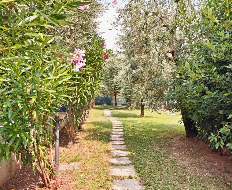 Minerva Holiday Home