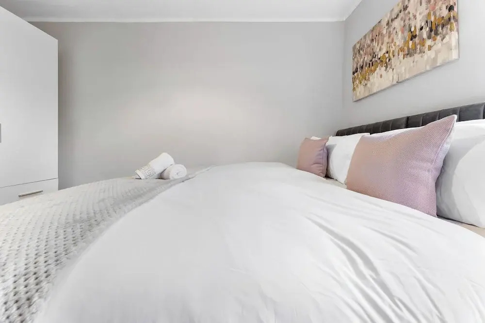 Luxe Stays Putney & Stamford