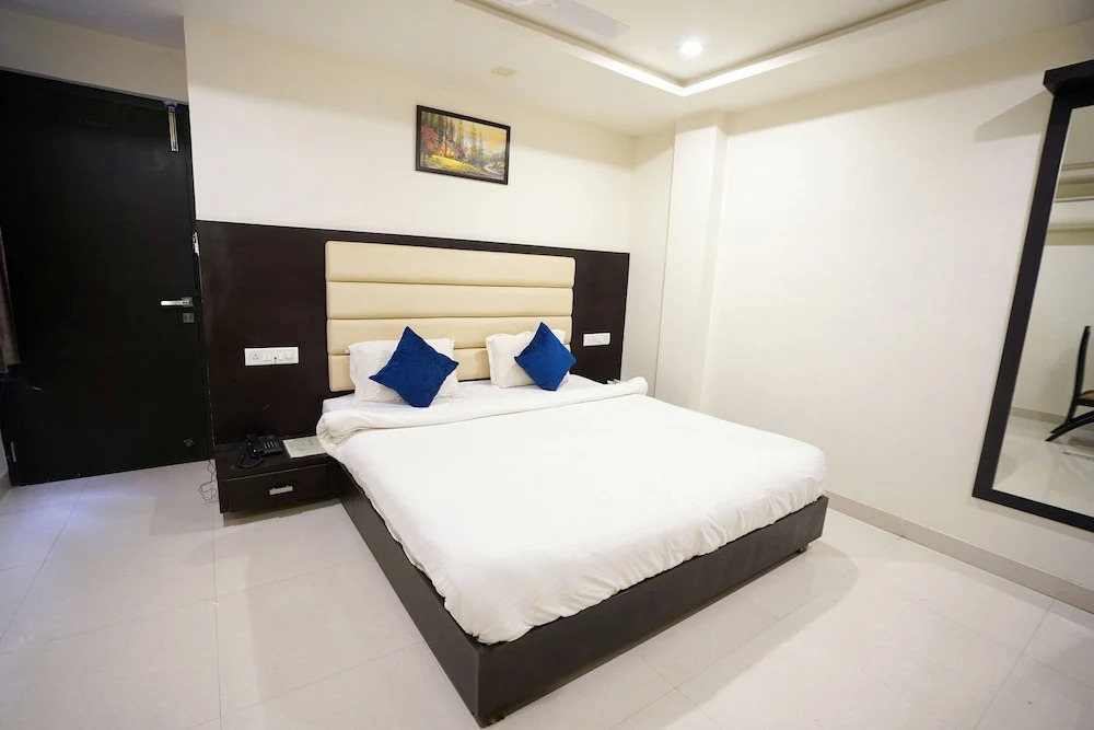 Hotel Suryansh