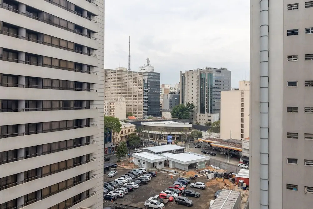 Leoncio 706 in S o Paulo