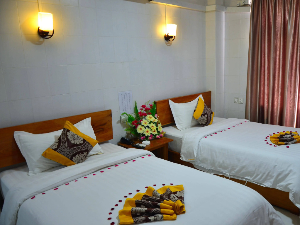 Ye Myanmar Hotel
