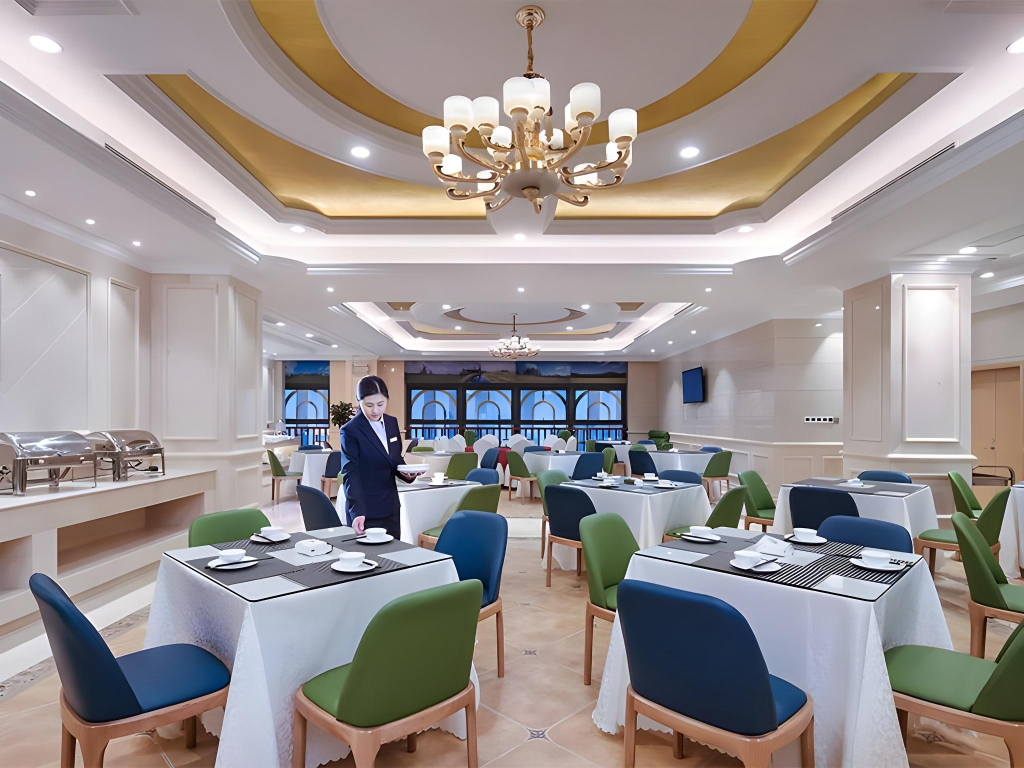 Vienna International Hotel (Nantong Haimen Railway Station)