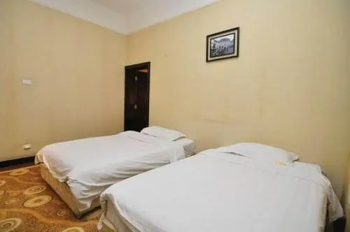 Yuxi Hui Jing Hotel