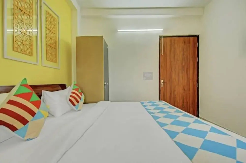 Green Orbit Hotel