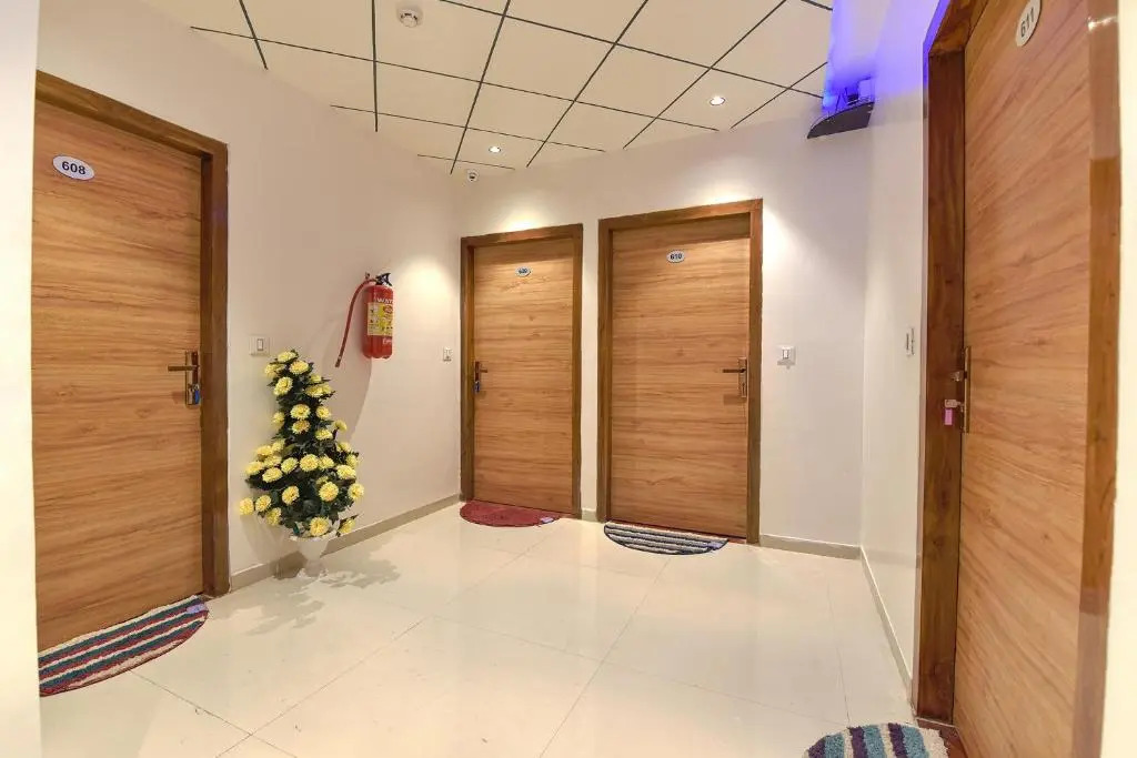 FabHotel Dev Palace