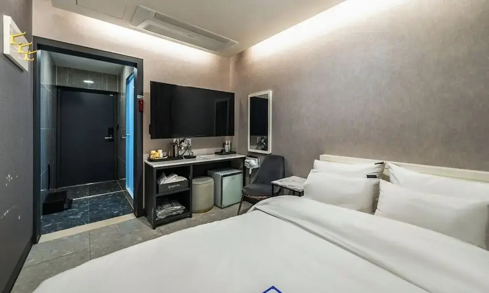 T7 Hotel Unmanned Tel Everland Branch