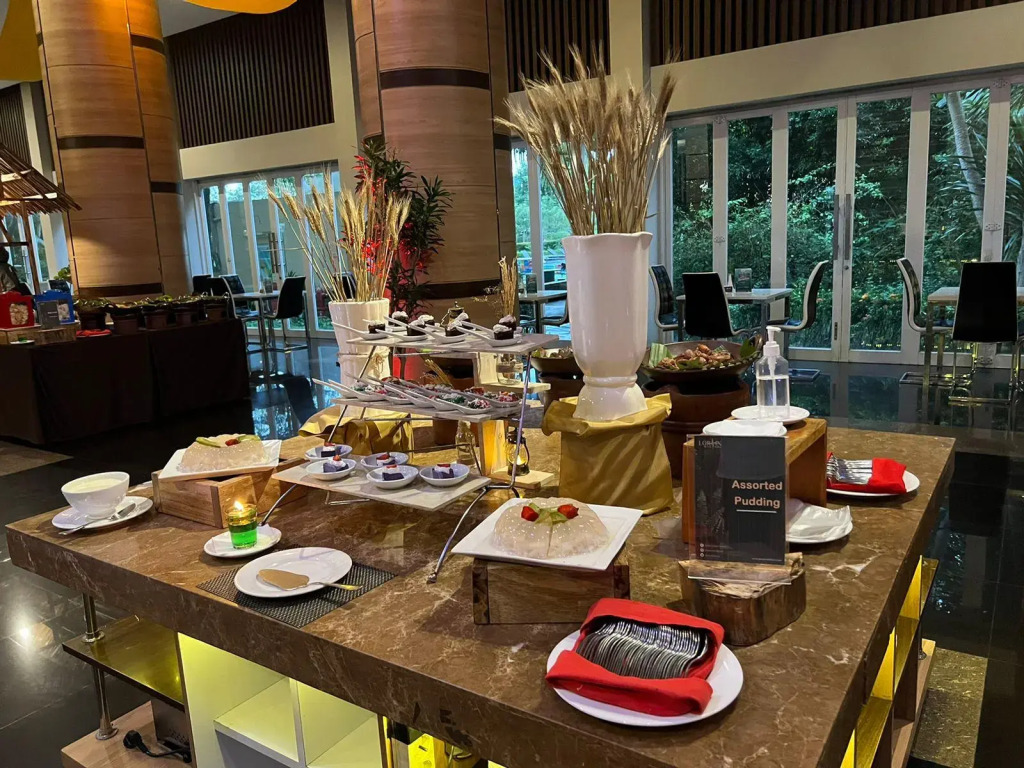 Lorin Sentul Hotel