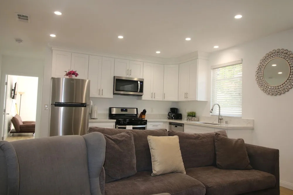 Brand New 2BD House Private