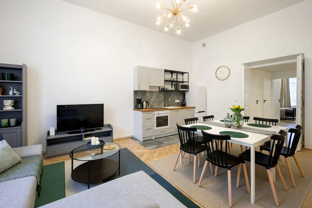 Wawelove Spacious 3 Bedroom Apartment