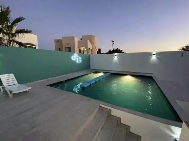 SAND MAR HOTEL