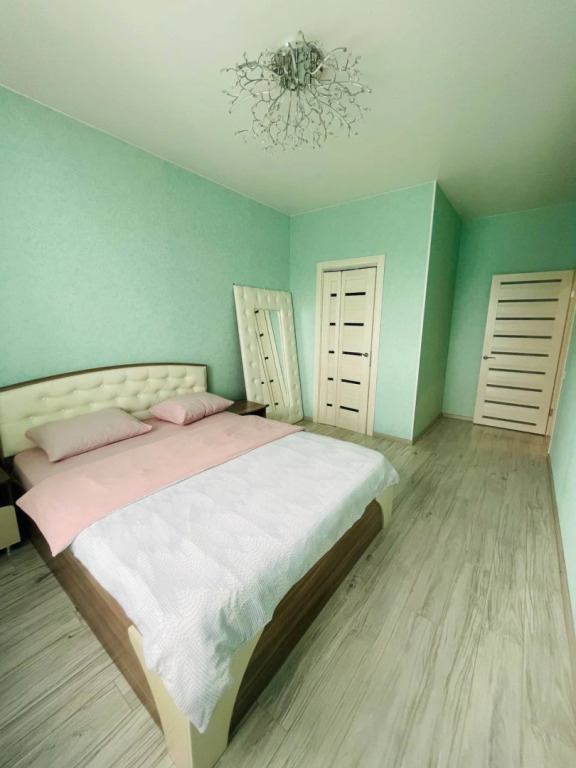 Pritomskij 15 Dvuhkomnatnye apartamenty rjadom s Ledovym dvortsom