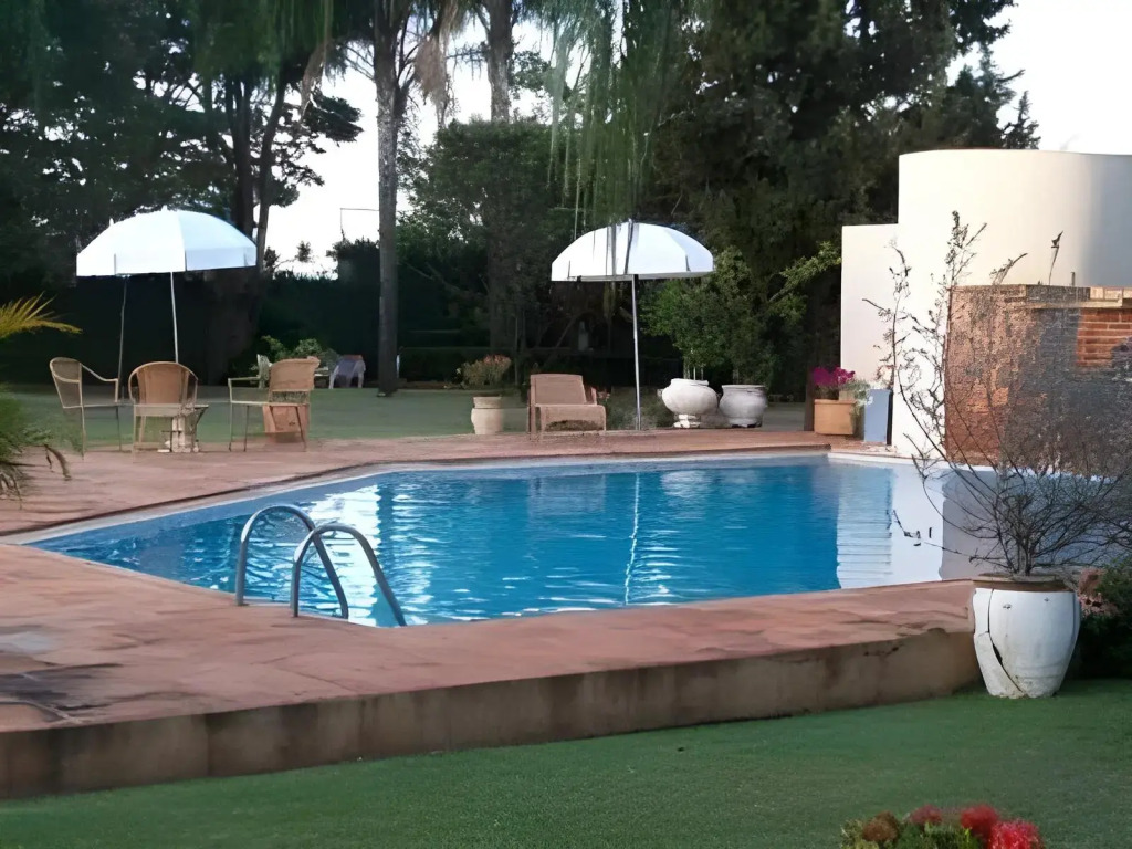 Hotel Pousada Chalé das Flores