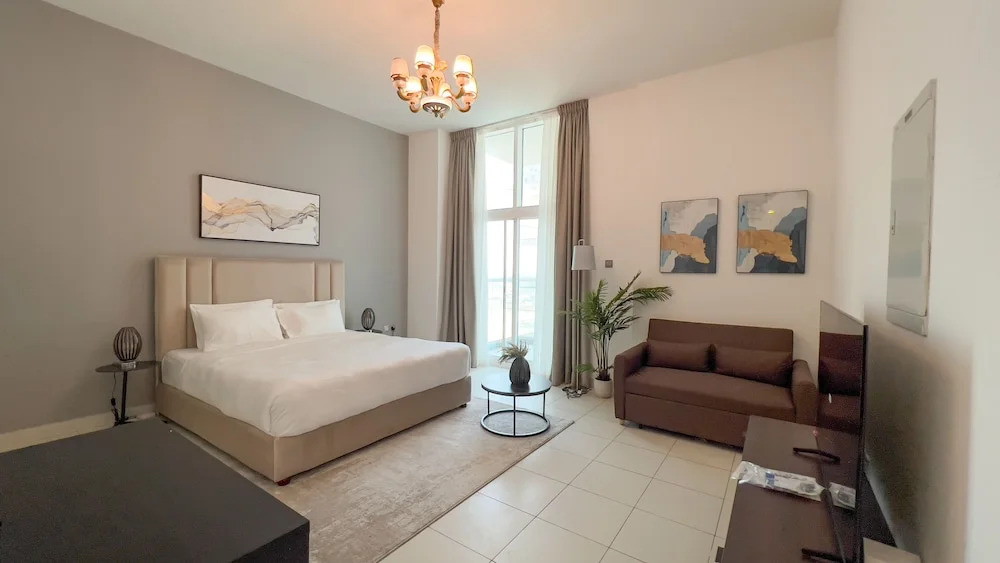 HomesGetaway-Studio in Glitz 1 by Danube