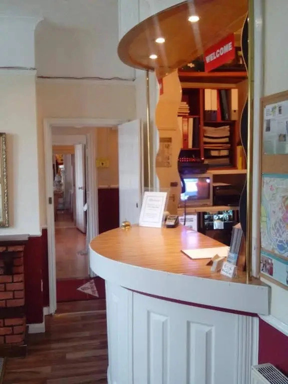 Cedar Lodge Hotel