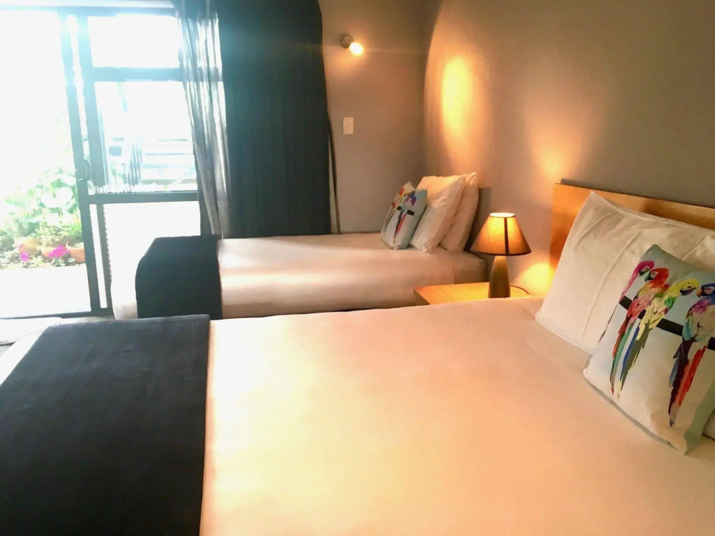 Hacienda Motor Lodge