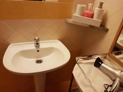 Cozy Apartment in Bairro Alto (Adults Only)