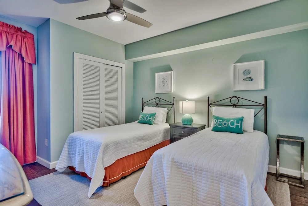 Sterling Breeze Private Beach Access