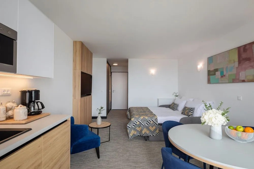 Noemia Apartments