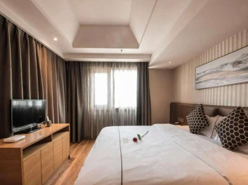 Chongqing Binton Hotel (Qijiang Bus Station)