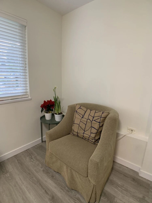 Old plum tree Style Suite