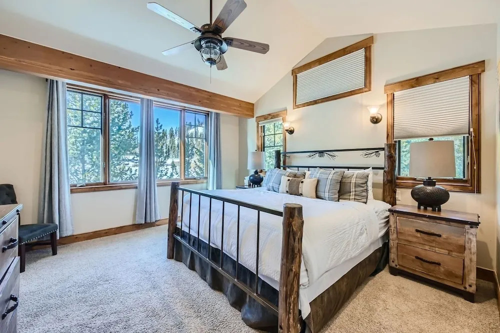 New Listing The Beaver Lodge At Breckenridge 3 Bedroom Home by RedAwning