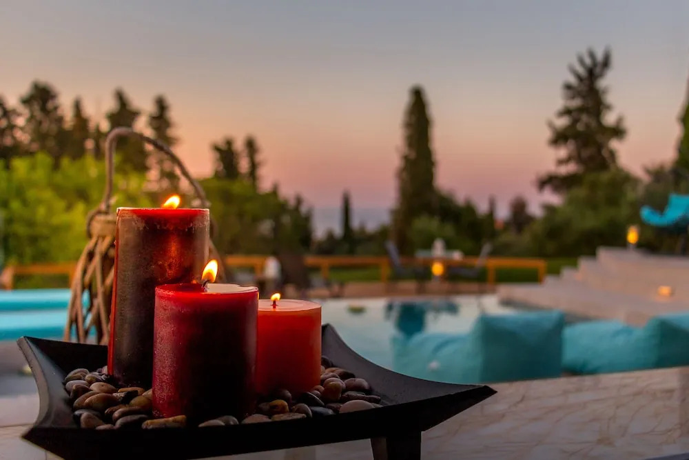 Villa Castelletto heated pool jacuzzi