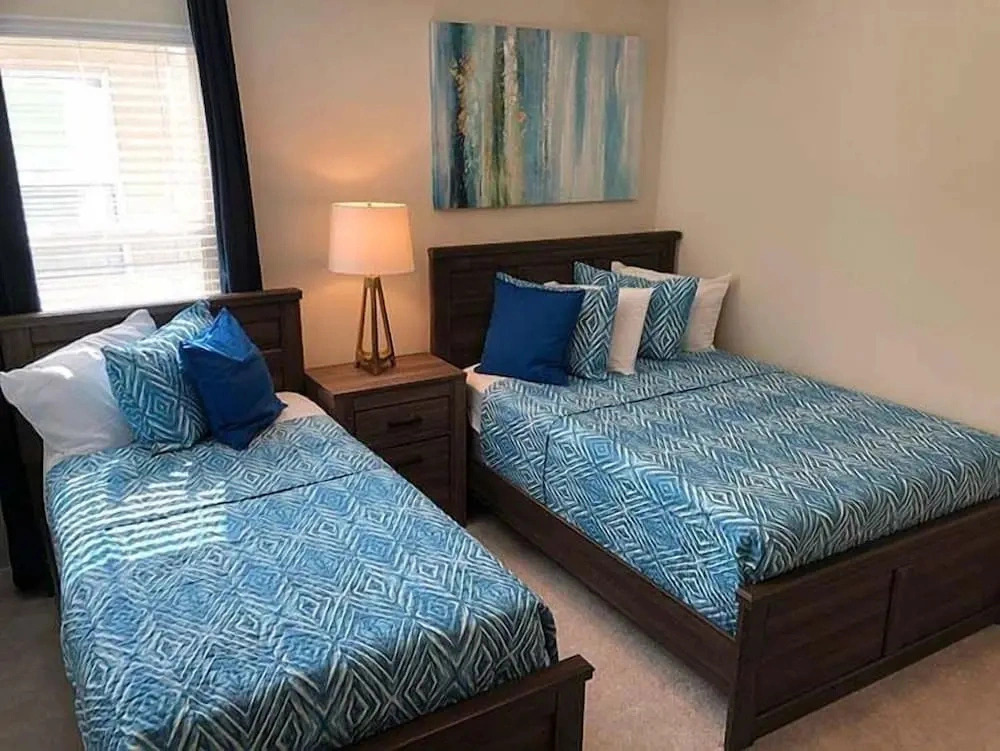 Bright Elegant Home @ Solterra