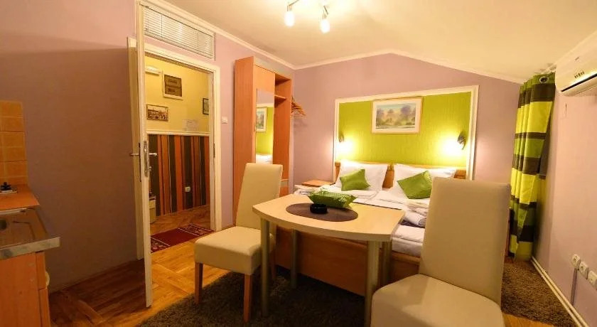 Guest Accommodation TAL Centar