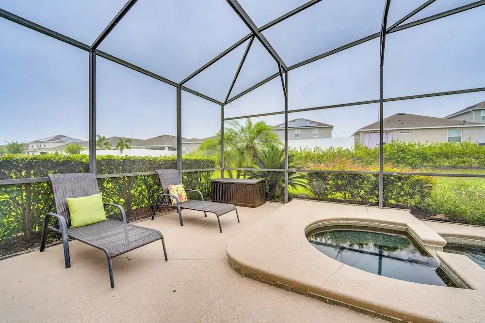 14 Mi to Disney: Spacious Home w/ Pool & Lanai!