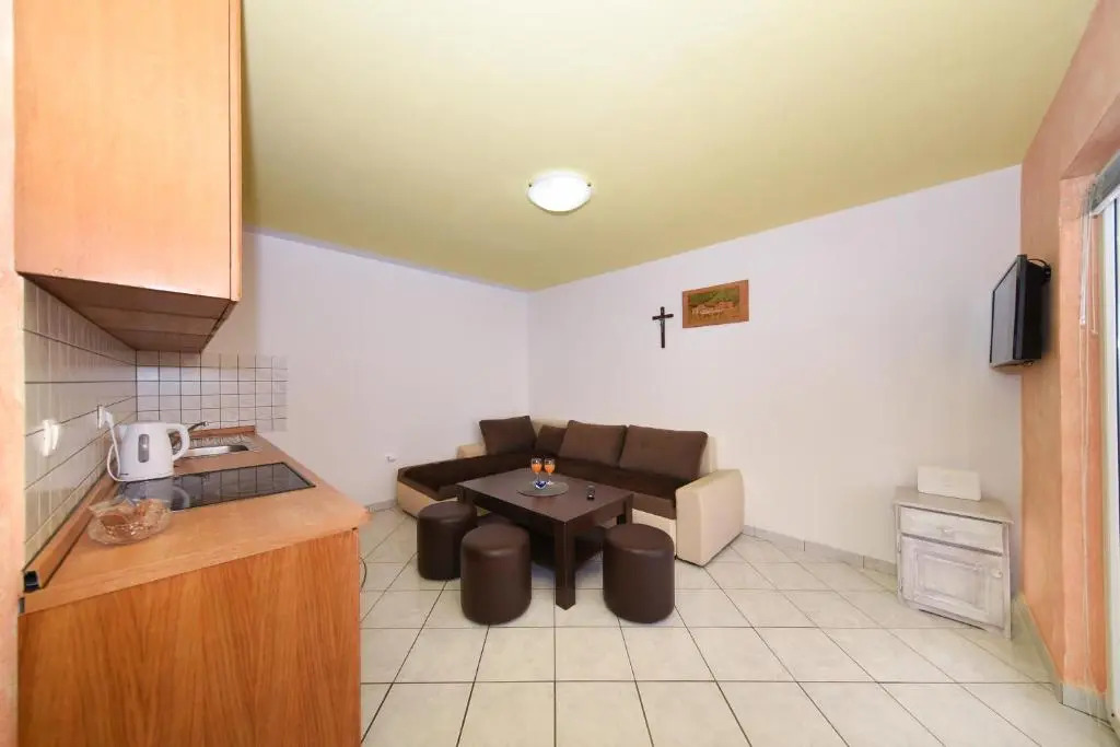 Apartments Krepo
