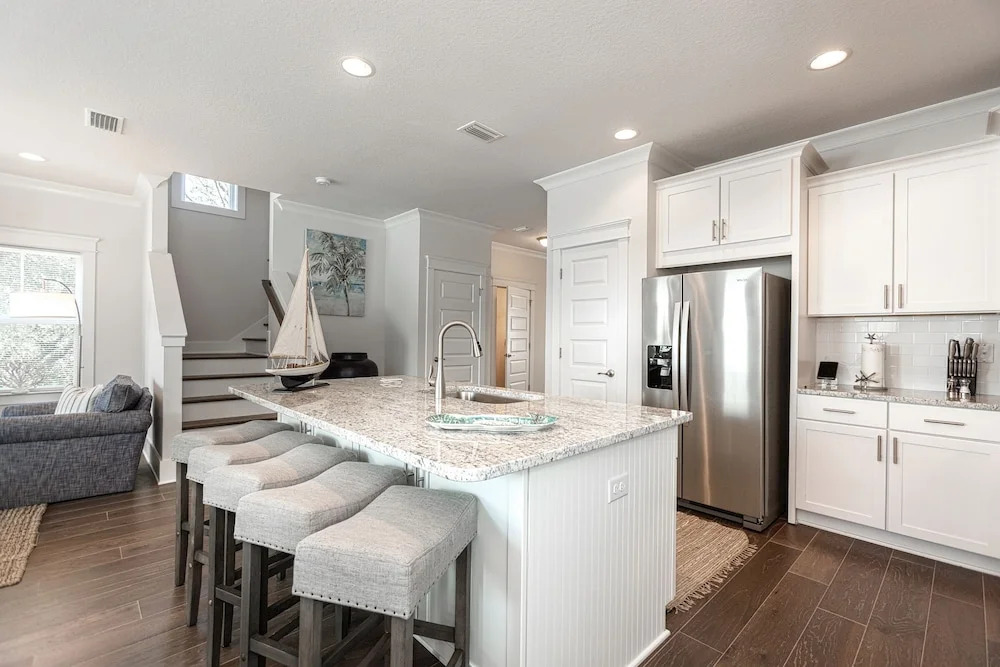 Prime Locale - 3 Br Home