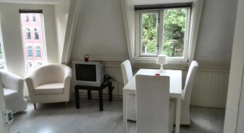 Kralingen B&B