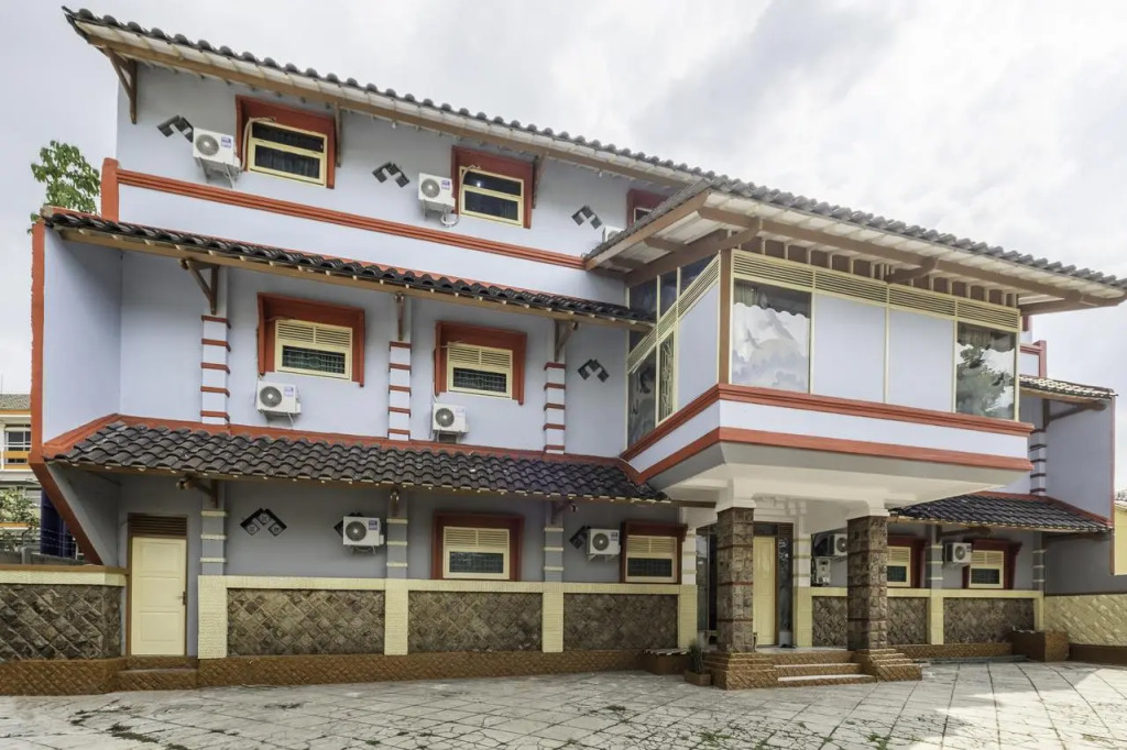 1285 Wisma Marliando