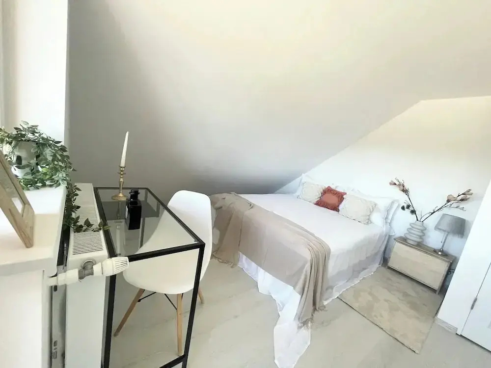 Cosy and Spacious 2 Bedroom House