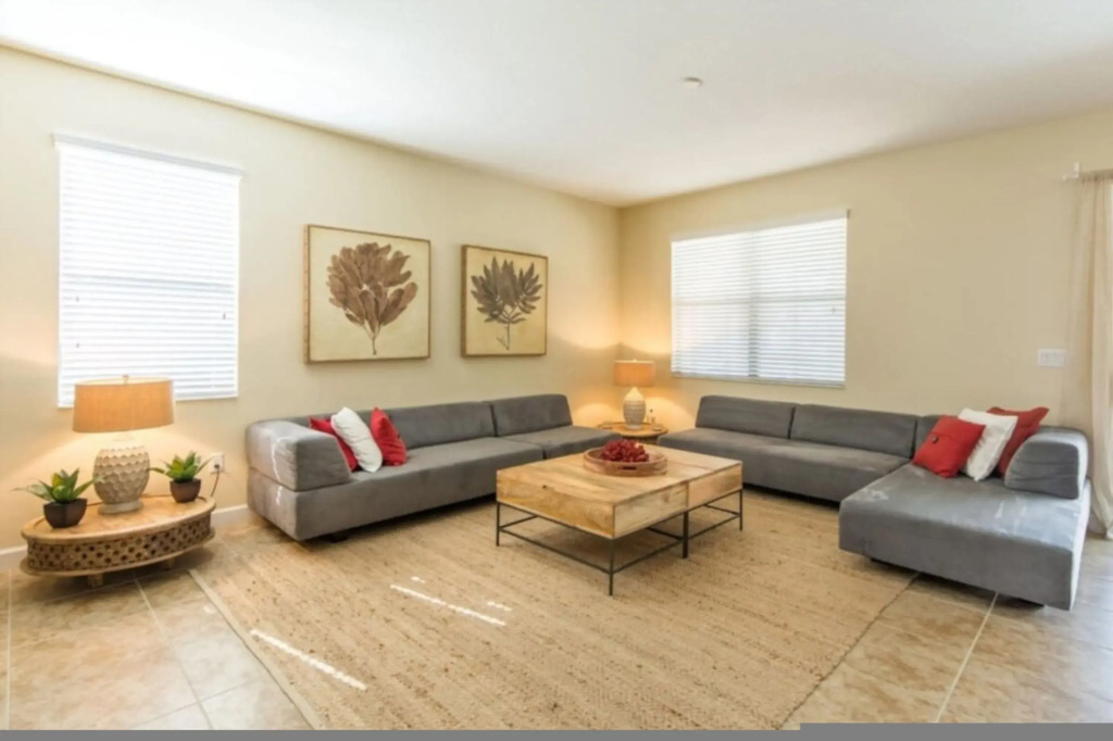 7 Bed Sophisticated Champions Gate Pool Home