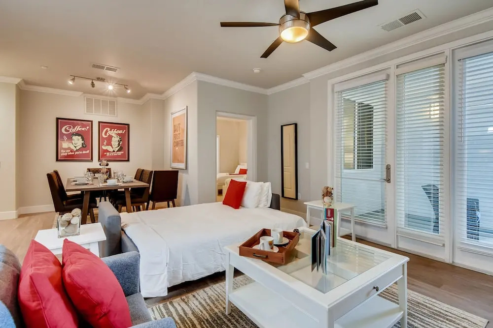 Spectacular Coffee Theme - Fast Wifi - Work Area - 2BR/2.5 Bath - Free Parking! (FV8)