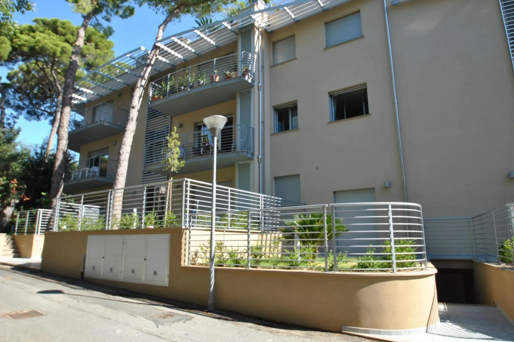 In vacation residence, mt. 50  from the sea, apartment on the 1st floor with terrace, 3 beds. Reserv-Venus- Bilocale Mare