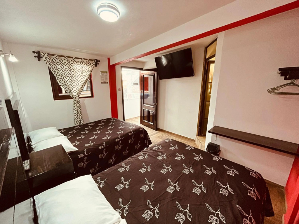 HOTEL LA GRAN MANZANA